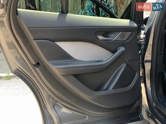 Сірий Ягуар I-Pace, об'ємом двигуна 0 л та пробігом 66 тис. км за 33790 $, фото 19 на Automoto.ua