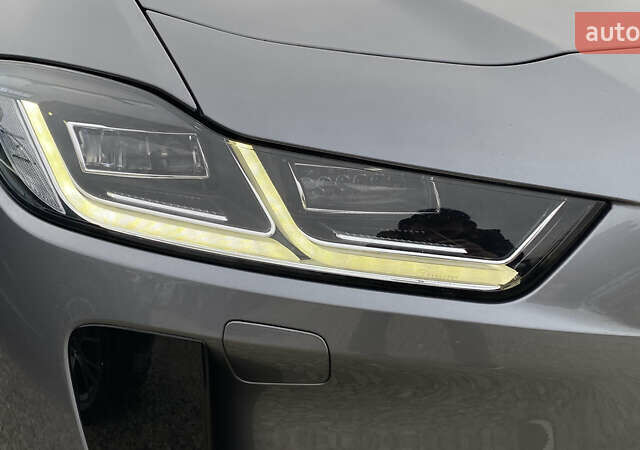 Серый Ягуар I-Pace, объемом двигателя 0 л и пробегом 79 тыс. км за 27900 $, фото 30 на Automoto.ua
