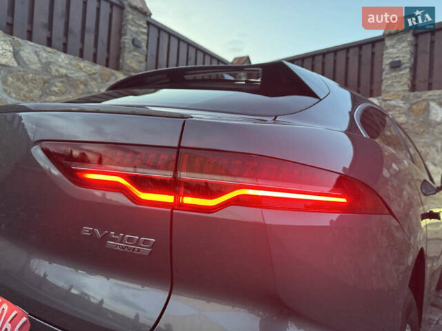 Серый Ягуар I-Pace, объемом двигателя 0 л и пробегом 180 тыс. км за 21900 $, фото 54 на Automoto.ua