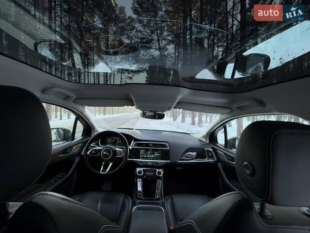 Серый Ягуар I-Pace, объемом двигателя 0 л и пробегом 46 тыс. км за 29999 $, фото 40 на Automoto.ua