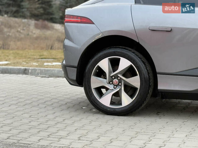 Серый Ягуар I-Pace, объемом двигателя 0 л и пробегом 80 тыс. км за 27700 $, фото 14 на Automoto.ua