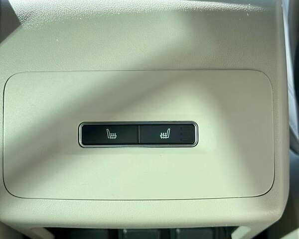 Серый Ягуар I-Pace, объемом двигателя 0 л и пробегом 47 тыс. км за 33900 $, фото 14 на Automoto.ua