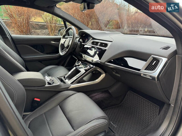 Серый Ягуар I-Pace, объемом двигателя 0 л и пробегом 20 тыс. км за 25700 $, фото 23 на Automoto.ua