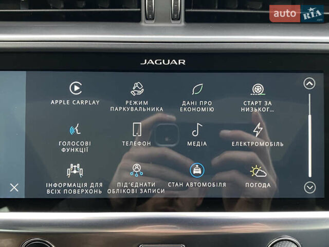 Серый Ягуар I-Pace, объемом двигателя 0 л и пробегом 79 тыс. км за 27900 $, фото 97 на Automoto.ua