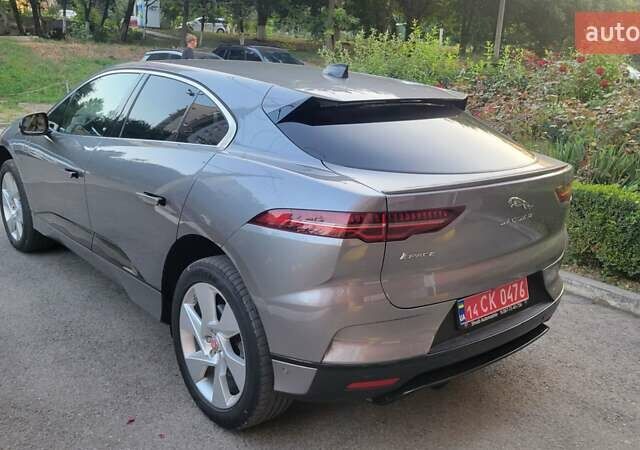 Серый Ягуар I-Pace, объемом двигателя 0 л и пробегом 95 тыс. км за 29500 $, фото 8 на Automoto.ua