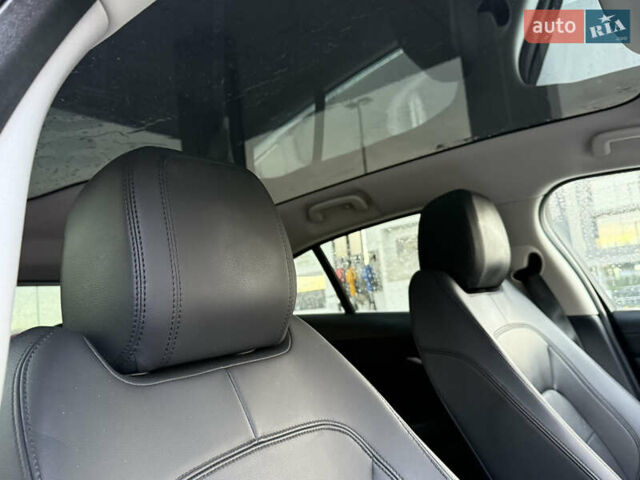 Серый Ягуар I-Pace, объемом двигателя 0 л и пробегом 92 тыс. км за 19999 $, фото 39 на Automoto.ua