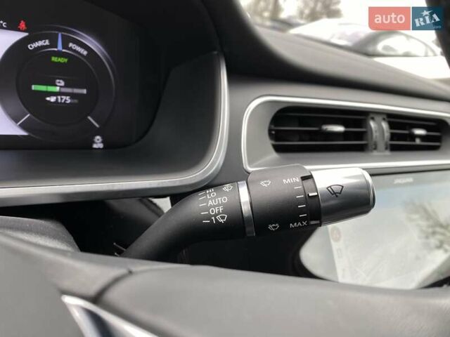 Серый Ягуар I-Pace, объемом двигателя 0 л и пробегом 82 тыс. км за 27800 $, фото 36 на Automoto.ua