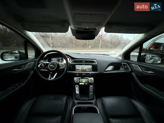 Серый Ягуар I-Pace, объемом двигателя 0 л и пробегом 80 тыс. км за 27700 $, фото 29 на Automoto.ua