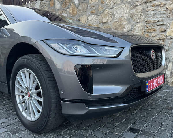Серый Ягуар I-Pace, объемом двигателя 0 л и пробегом 180 тыс. км за 21900 $, фото 7 на Automoto.ua