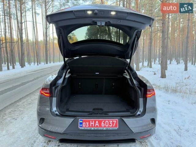 Серый Ягуар I-Pace, объемом двигателя 0 л и пробегом 46 тыс. км за 29999 $, фото 78 на Automoto.ua
