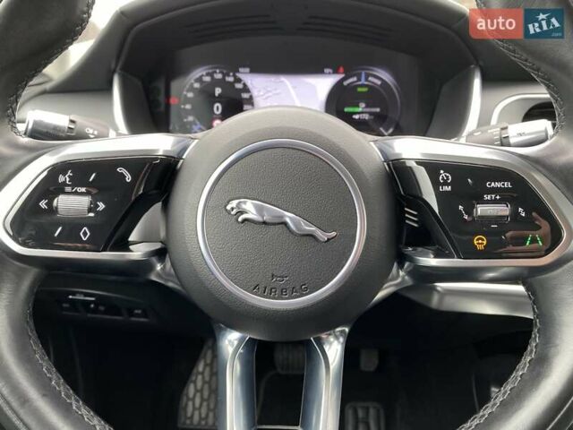 Серый Ягуар I-Pace, объемом двигателя 0 л и пробегом 82 тыс. км за 27800 $, фото 34 на Automoto.ua