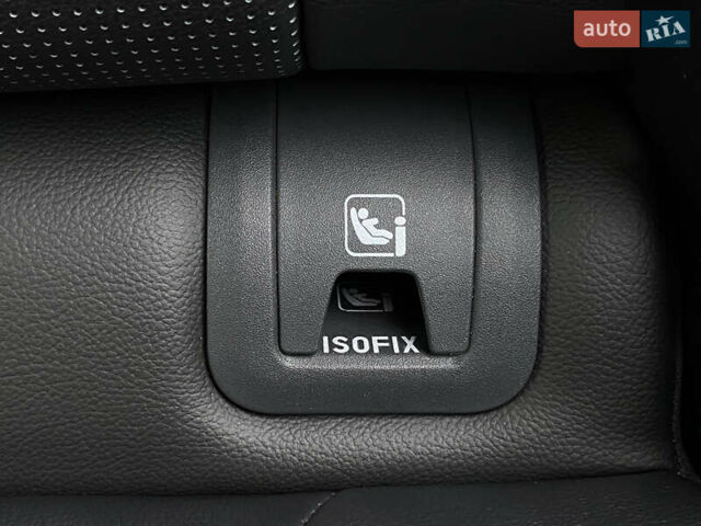 Серый Ягуар I-Pace, объемом двигателя 0 л и пробегом 79 тыс. км за 27900 $, фото 128 на Automoto.ua