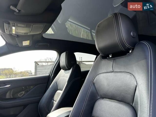 Серый Ягуар I-Pace, объемом двигателя 0 л и пробегом 48 тыс. км за 32500 $, фото 9 на Automoto.ua