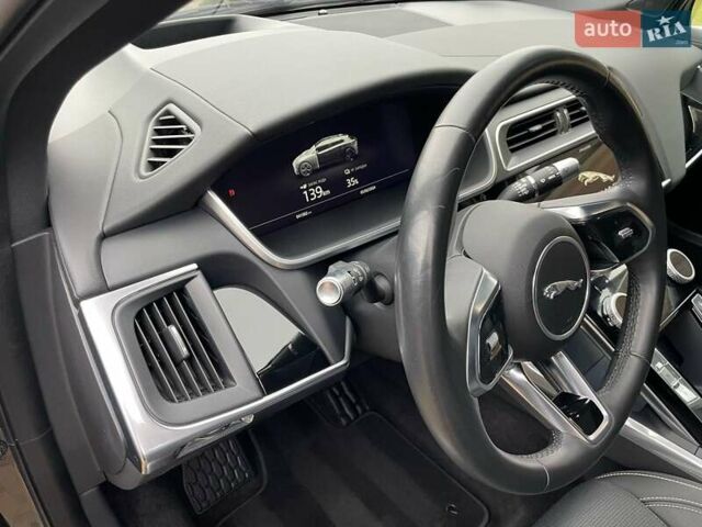 Серый Ягуар I-Pace, объемом двигателя 0 л и пробегом 48 тыс. км за 32500 $, фото 13 на Automoto.ua