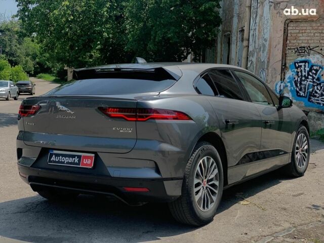 Серый Ягуар I-Pace, объемом двигателя 0 л и пробегом 66 тыс. км за 35690 $, фото 4 на Automoto.ua