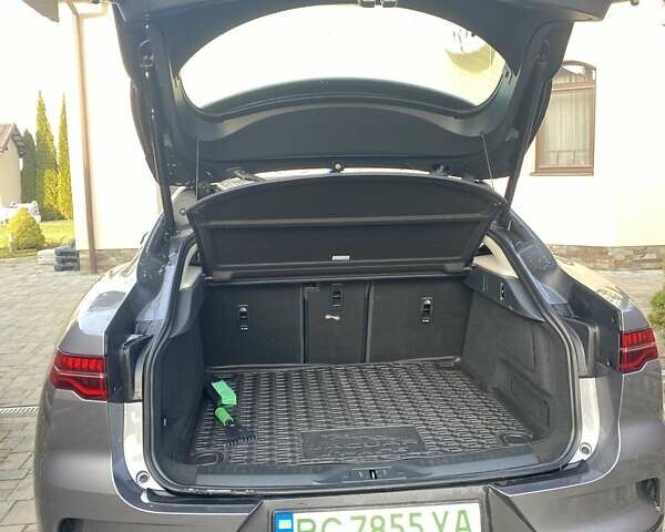 Сірий Ягуар I-Pace, об'ємом двигуна 0 л та пробігом 54 тис. км за 29250 $, фото 5 на Automoto.ua