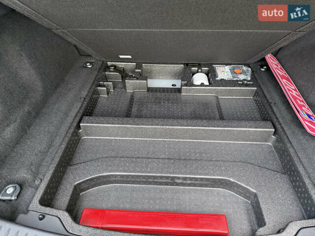 Сірий Ягуар I-Pace, об'ємом двигуна 0 л та пробігом 63 тис. км за 26700 $, фото 126 на Automoto.ua