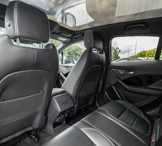 Серый Ягуар I-Pace, объемом двигателя 0 л и пробегом 40 тыс. км за 33900 $, фото 15 на Automoto.ua