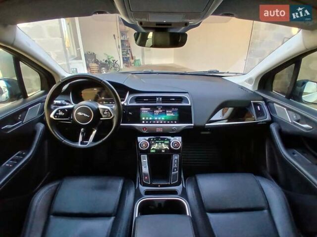 Серый Ягуар I-Pace, объемом двигателя 0 л и пробегом 65 тыс. км за 23900 $, фото 14 на Automoto.ua