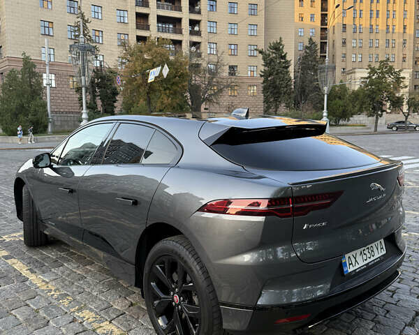 Серый Ягуар I-Pace, объемом двигателя 0 л и пробегом 50 тыс. км за 30900 $, фото 12 на Automoto.ua