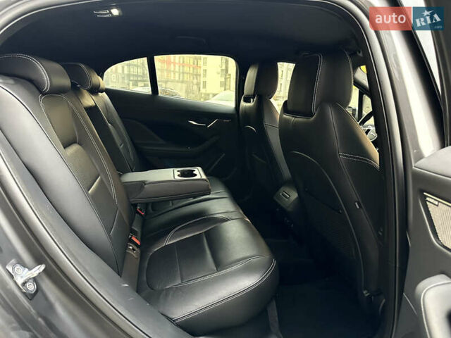 Сірий Ягуар I-Pace, об'ємом двигуна 0 л та пробігом 57 тис. км за 30990 $, фото 40 на Automoto.ua