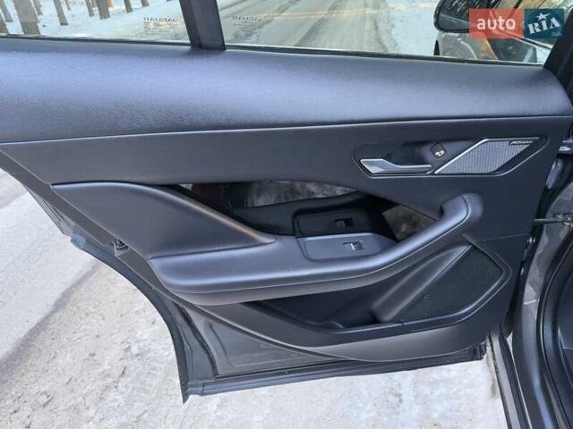 Серый Ягуар I-Pace, объемом двигателя 0 л и пробегом 46 тыс. км за 29999 $, фото 77 на Automoto.ua