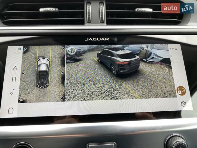 Серый Ягуар I-Pace, объемом двигателя 0 л и пробегом 82 тыс. км за 27800 $, фото 58 на Automoto.ua