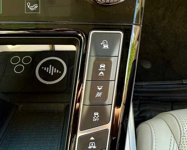 Ягуар I-Pace 2020 в Киеве на Automoto.ua Серый Ягуар I-Pace, объемом двигателя 0 л и пробегом 47 тыс. км за 34900 $, фото 20 на Automoto.ua