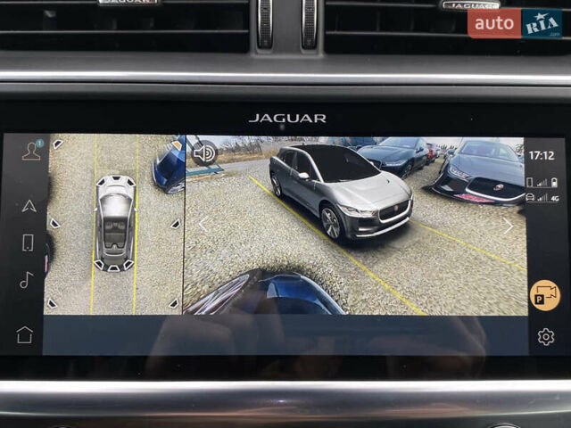 Серый Ягуар I-Pace, объемом двигателя 0 л и пробегом 79 тыс. км за 27900 $, фото 11 на Automoto.ua