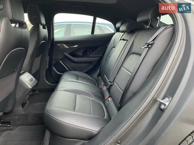 Серый Ягуар I-Pace, объемом двигателя 0 л и пробегом 79 тыс. км за 27900 $, фото 126 на Automoto.ua