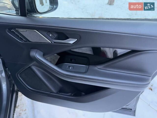 Серый Ягуар I-Pace, объемом двигателя 0 л и пробегом 46 тыс. км за 29999 $, фото 71 на Automoto.ua