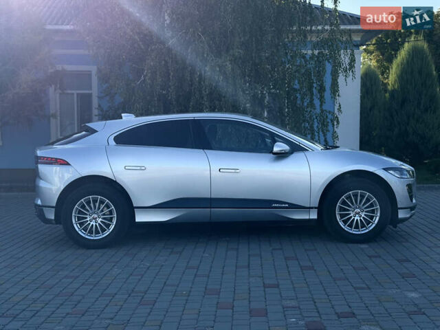 Серый Ягуар I-Pace, объемом двигателя 0 л и пробегом 100 тыс. км за 23000 $, фото 11 на Automoto.ua