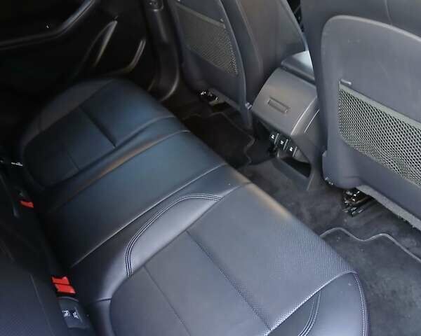 Серый Ягуар I-Pace, объемом двигателя 0 л и пробегом 65 тыс. км за 23900 $, фото 23 на Automoto.ua
