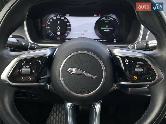 Серый Ягуар I-Pace, объемом двигателя 0 л и пробегом 79 тыс. км за 27900 $, фото 61 на Automoto.ua