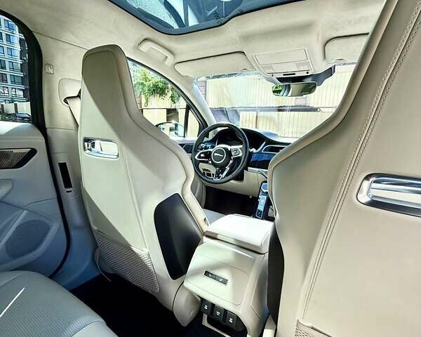 Ягуар I-Pace 2020 в Киеве на Automoto.ua Серый Ягуар I-Pace, объемом двигателя 0 л и пробегом 47 тыс. км за 34900 $, фото 18 на Automoto.ua