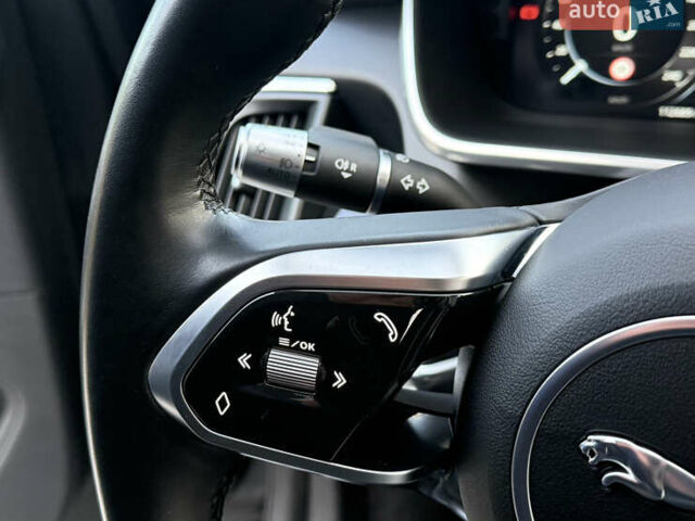 Серый Ягуар I-Pace, объемом двигателя 0 л и пробегом 112 тыс. км за 20800 $, фото 32 на Automoto.ua