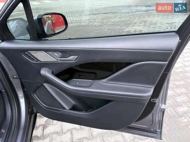 Серый Ягуар I-Pace, объемом двигателя 0 л и пробегом 80 тыс. км за 27700 $, фото 28 на Automoto.ua