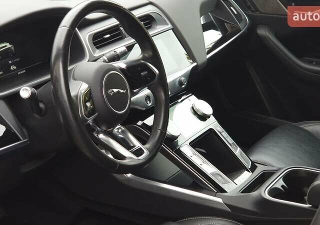 Ягуар I-Pace 2020 в Киеве на Automoto.ua Серый Ягуар I-Pace, объемом двигателя 0 л и пробегом 57 тыс. км за 32500 $, фото 1 на Automoto.ua