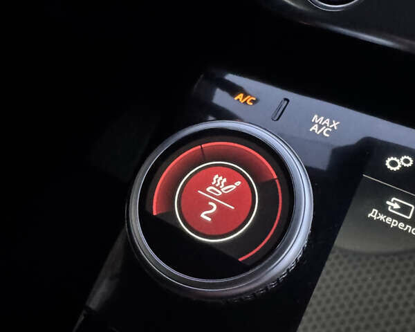Серый Ягуар I-Pace, объемом двигателя 0 л и пробегом 180 тыс. км за 21900 $, фото 40 на Automoto.ua
