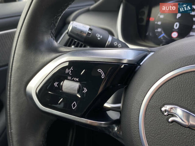 Серый Ягуар I-Pace, объемом двигателя 0 л и пробегом 79 тыс. км за 27900 $, фото 59 на Automoto.ua
