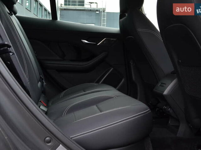 Серый Ягуар I-Pace, объемом двигателя 0 л и пробегом 63 тыс. км за 27272 $, фото 37 на Automoto.ua