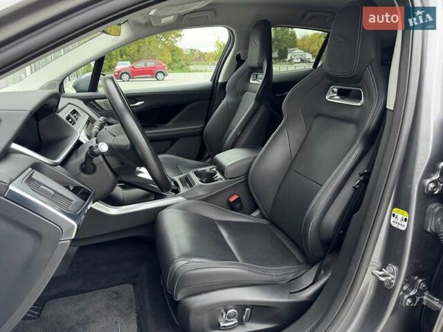 Серый Ягуар I-Pace, объемом двигателя 0 л и пробегом 91 тыс. км за 28900 $, фото 3 на Automoto.ua