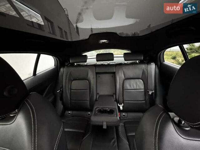 Серый Ягуар I-Pace, объемом двигателя 0 л и пробегом 98 тыс. км за 29700 $, фото 29 на Automoto.ua