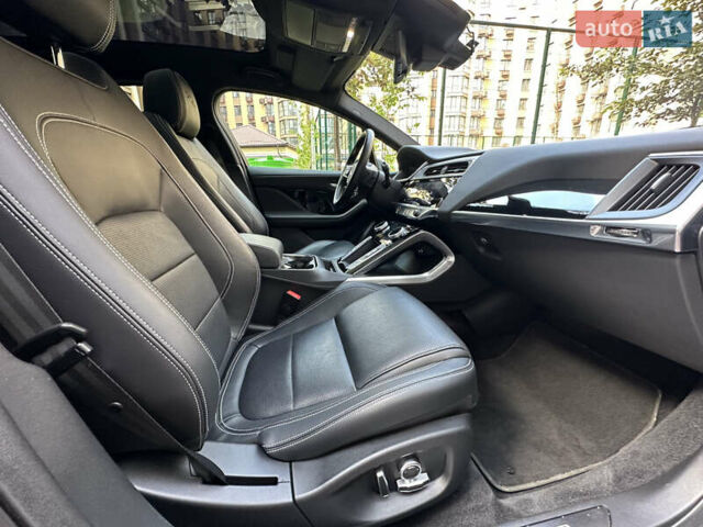 Серый Ягуар I-Pace, объемом двигателя 0 л и пробегом 82 тыс. км за 30900 $, фото 36 на Automoto.ua