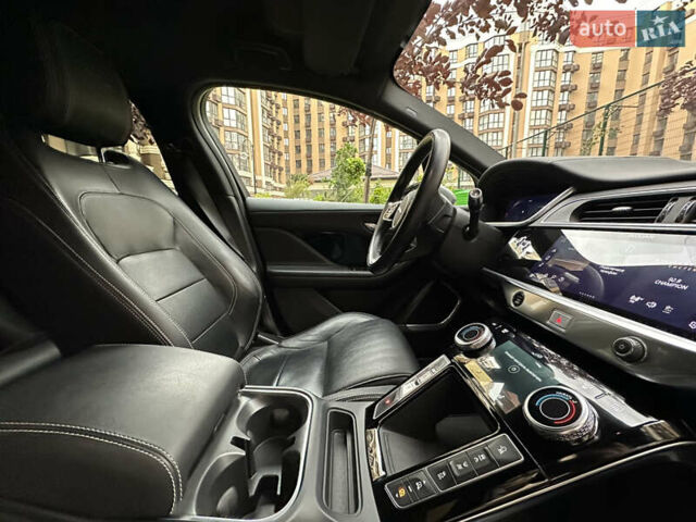 Серый Ягуар I-Pace, объемом двигателя 0 л и пробегом 59 тыс. км за 35500 $, фото 35 на Automoto.ua