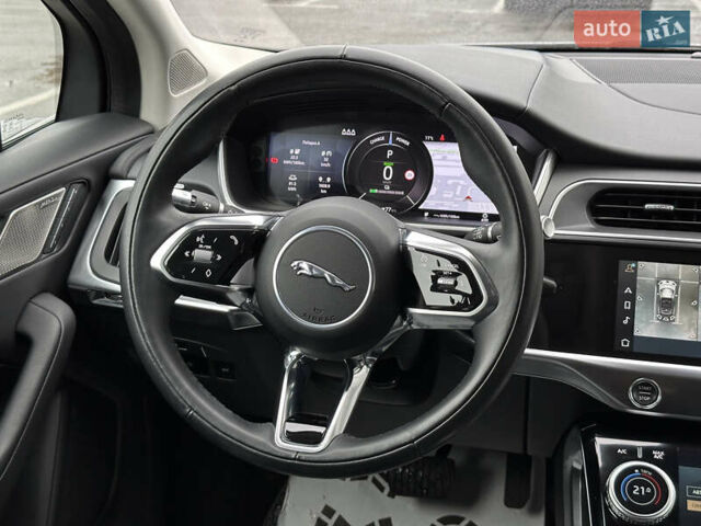 Серый Ягуар I-Pace, объемом двигателя 0 л и пробегом 118 тыс. км за 25900 $, фото 63 на Automoto.ua
