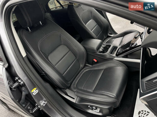 Серый Ягуар I-Pace, объемом двигателя 0 л и пробегом 118 тыс. км за 25900 $, фото 56 на Automoto.ua