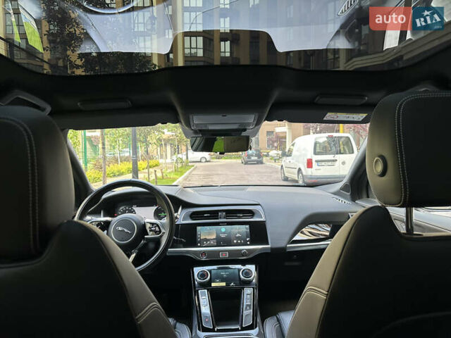 Серый Ягуар I-Pace, объемом двигателя 0 л и пробегом 82 тыс. км за 30900 $, фото 50 на Automoto.ua