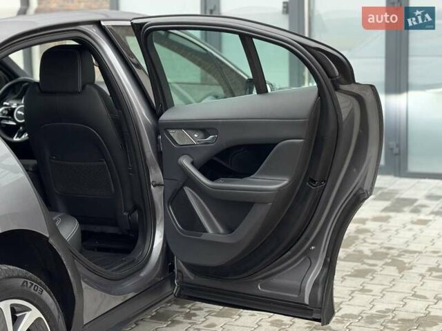 Сірий Ягуар I-Pace, об'ємом двигуна 0 л та пробігом 90 тис. км за 27999 $, фото 69 на Automoto.ua