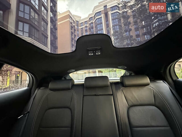 Серый Ягуар I-Pace, объемом двигателя 0 л и пробегом 82 тыс. км за 30900 $, фото 58 на Automoto.ua